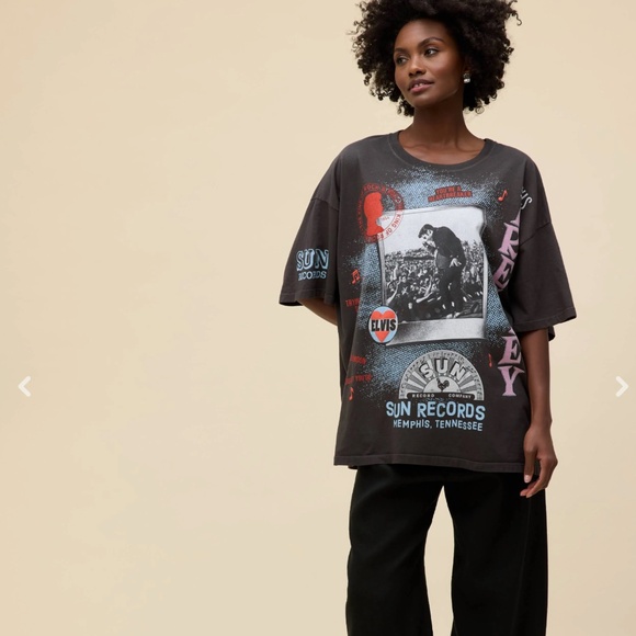 NWT Daydreamer Elvis Polaroid Tee - Picture 2 of 4